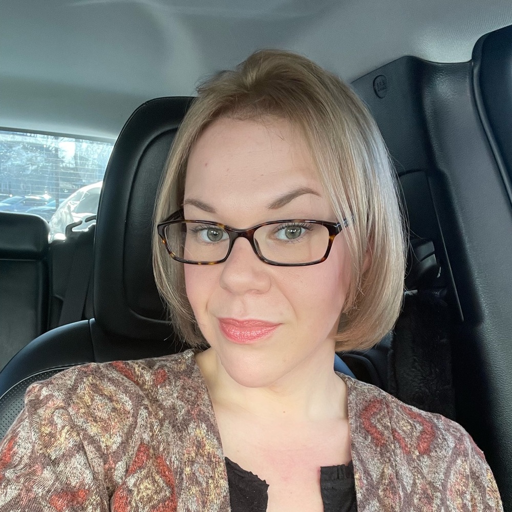 Meet your Posher, Lindsey